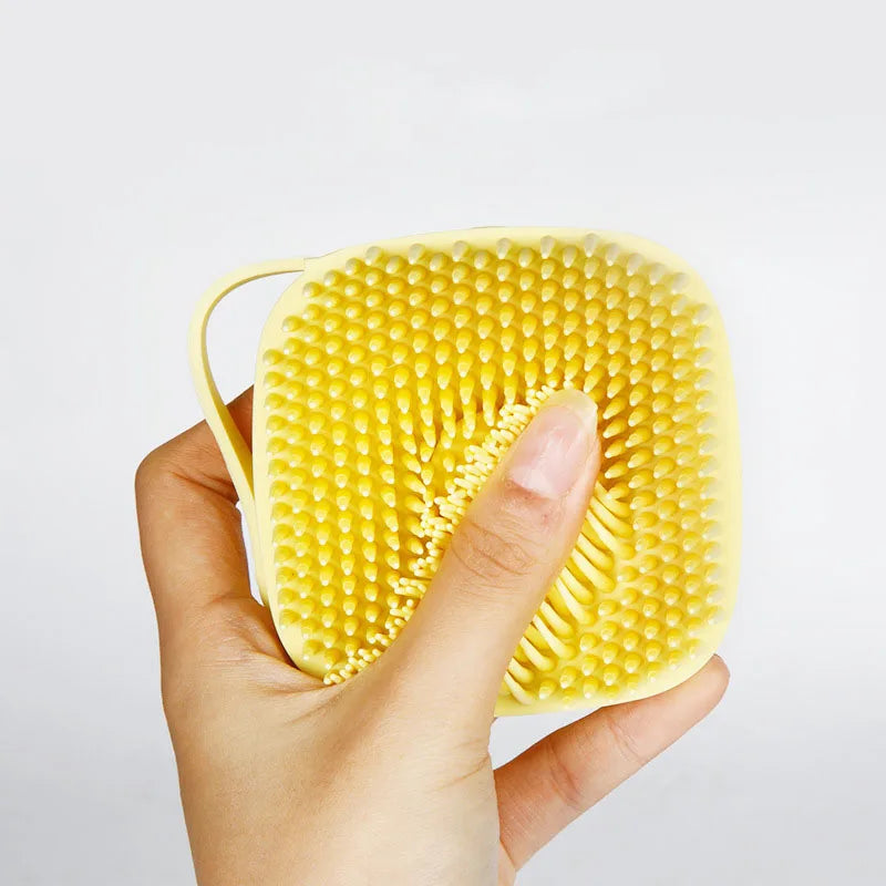 2 in 1 Pet Bath Brush Soft Silicone Pet Massage Shampoo Dispenser